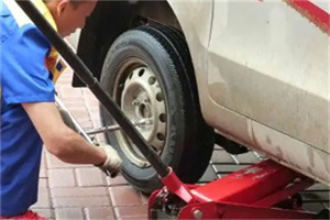 澧县附近拖车24小时服务热线电话